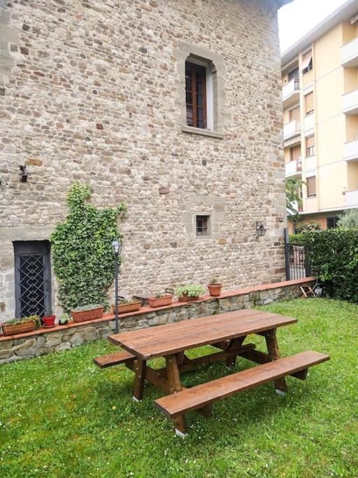 La Casa Nella Torre - Apartment Pontassieve Kültér fotó